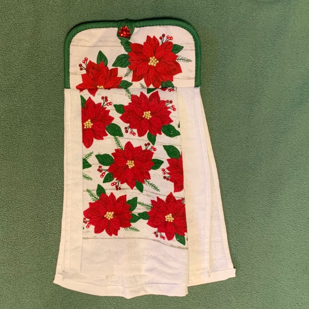 Holiday Hanging Hand Towels with Pot Holders